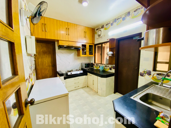 4-Bedroom Furnished Flat for Rent in Bashundhara R/A